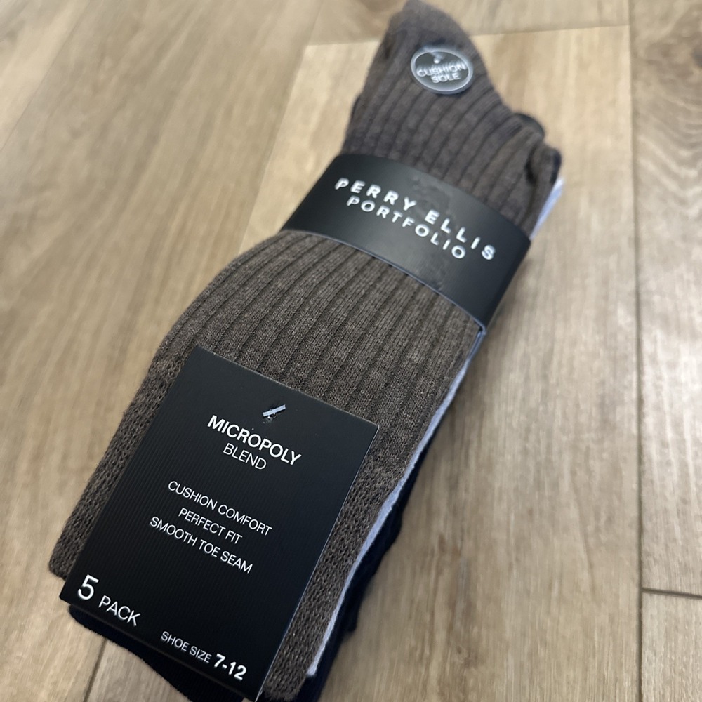 Perry Ellis 5 Pack Crew Socks Size 7-12 Micropoly Blend Cushion Sole Black Brown